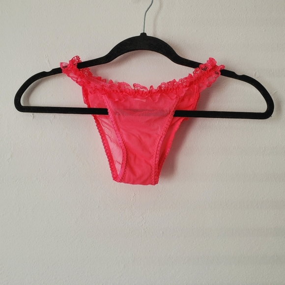 Nwot! Victoria's Secret lingerie - Picture 5 of 6